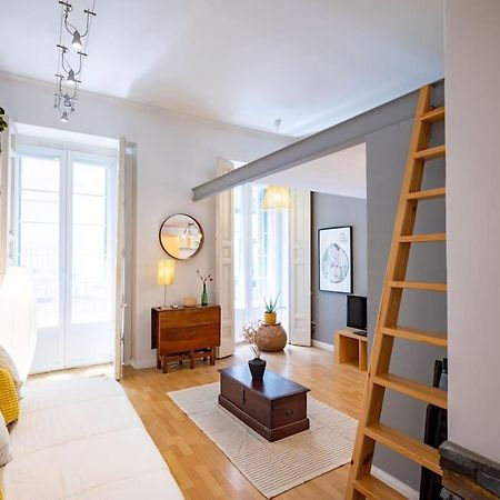 Beautiful Apartment In Malasana For 3 Pax - Ferrer Madrid Bagian luar foto