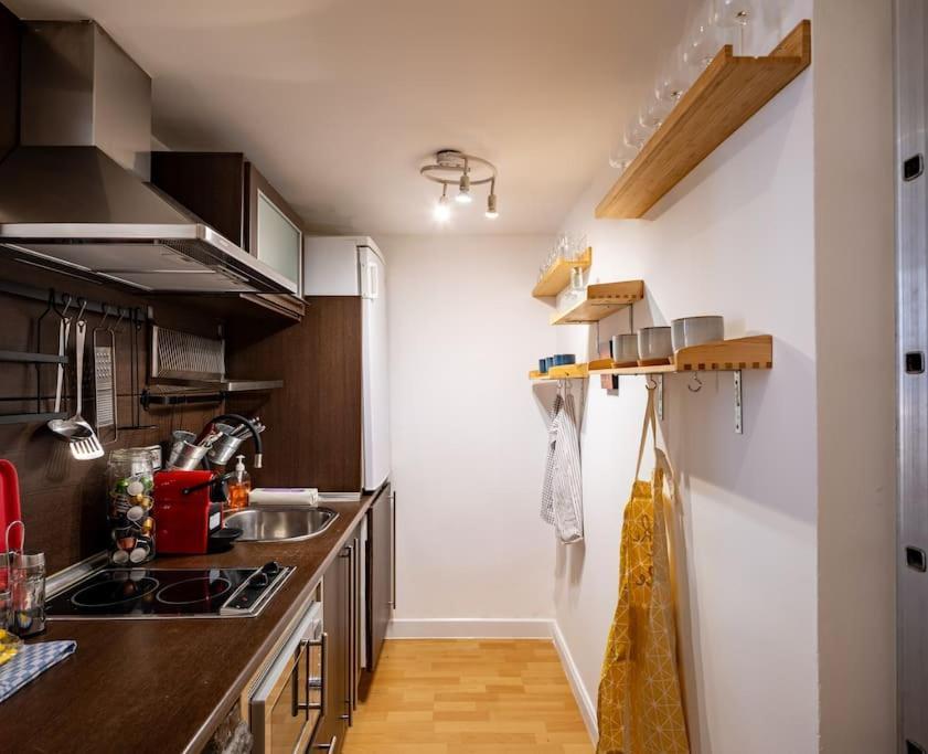 Beautiful Apartment In Malasana For 3 Pax - Ferrer Madrid Bagian luar foto