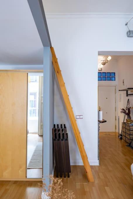 Beautiful Apartment In Malasana For 3 Pax - Ferrer Madrid Bagian luar foto